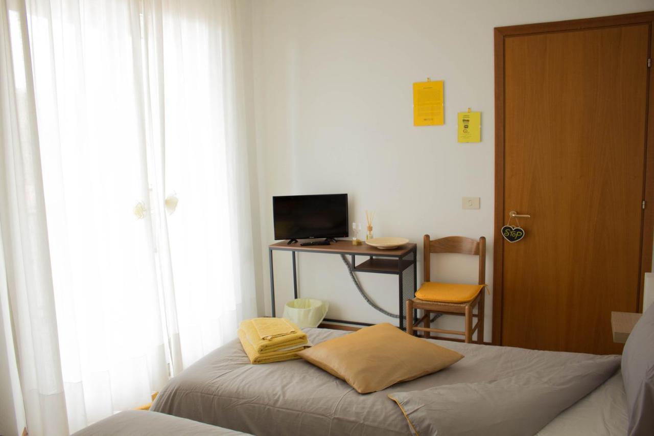 Casa Di Cipri Hotell Montale  Exteriör bild
